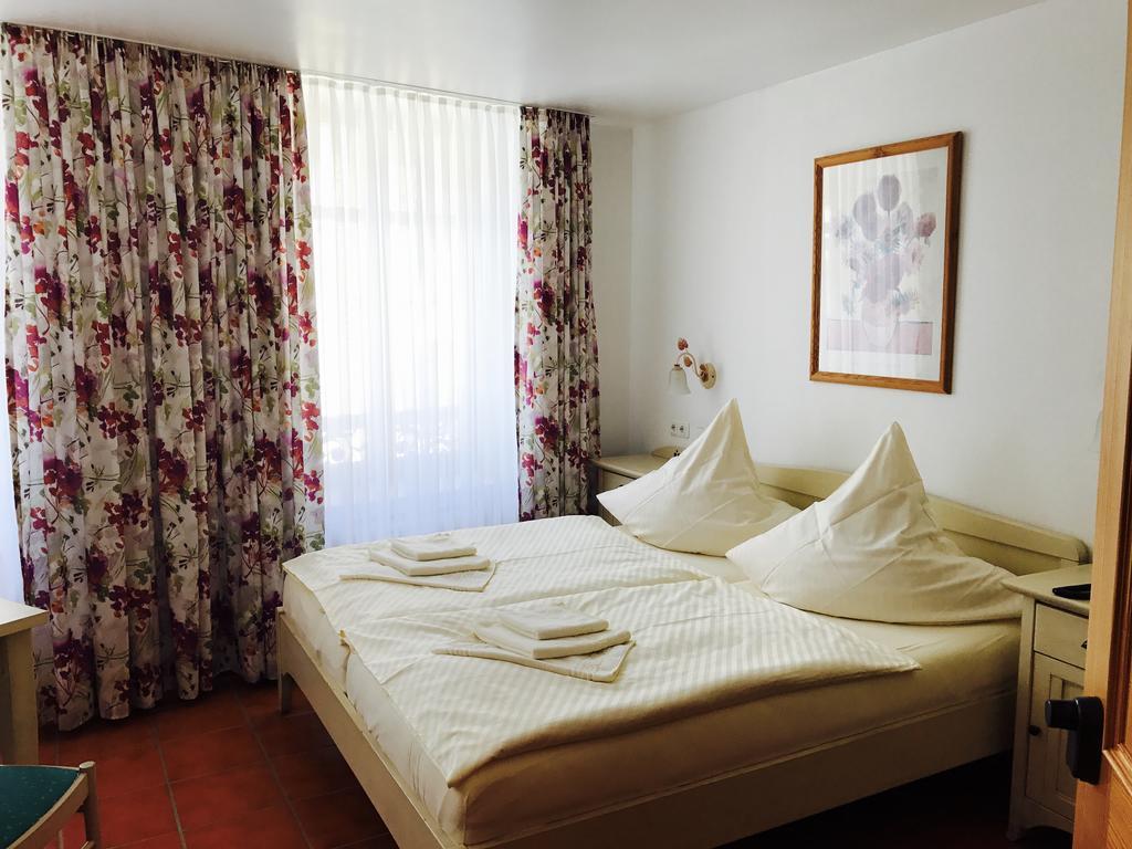 Hotel Ratskeller Zell Extérieur photo