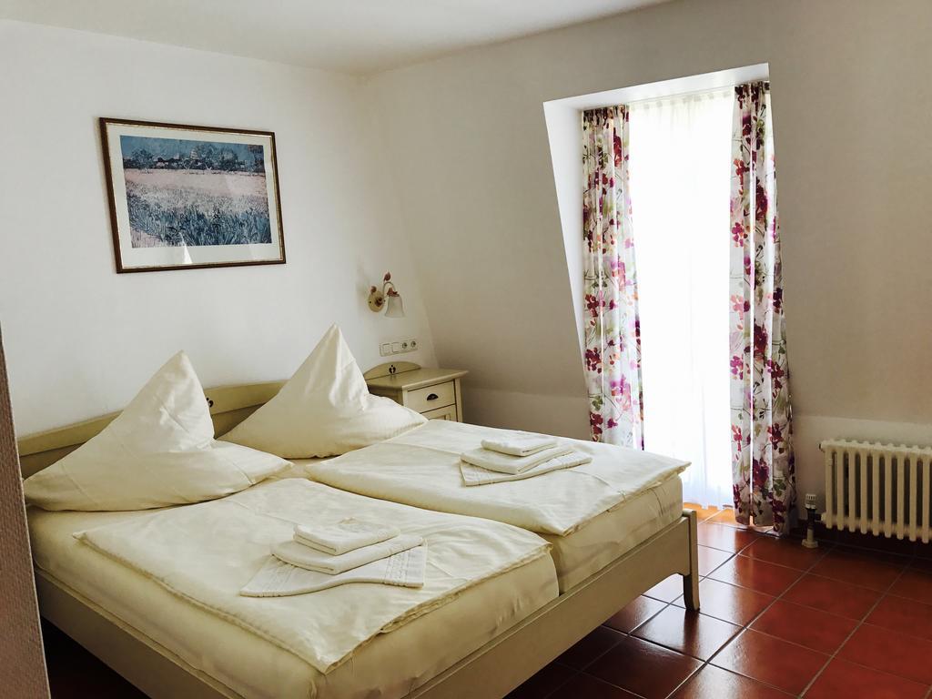 Hotel Ratskeller Zell Extérieur photo
